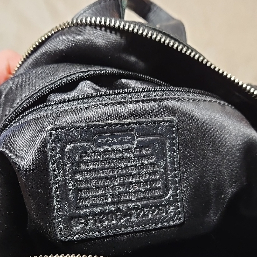 Coach Signature Convertible Black Women's Purse - Picture 4 of 6